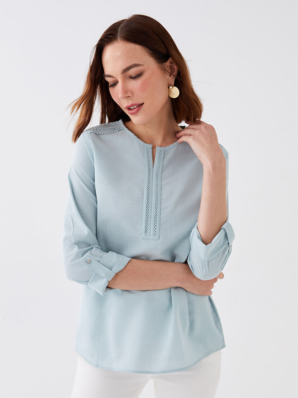 Mavi Kaçık Yaka Düz Uzun Kollu Kadın Bluz