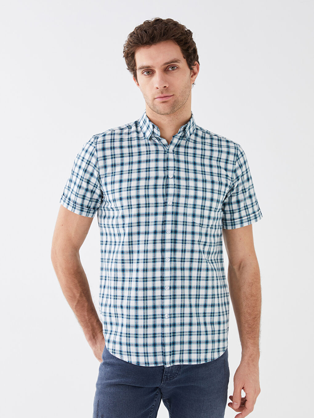 Regular Fit Short Sleeve Plaid Oxford Men's Shirt-1