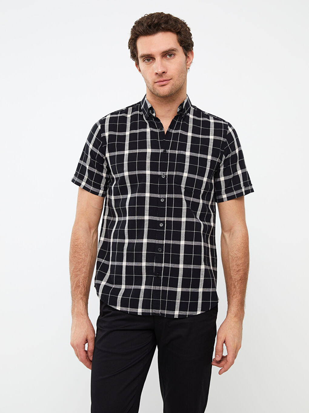 Siyah Regular Fit Kısa Kollu Ekose Poplin Erkek Gömlek-1