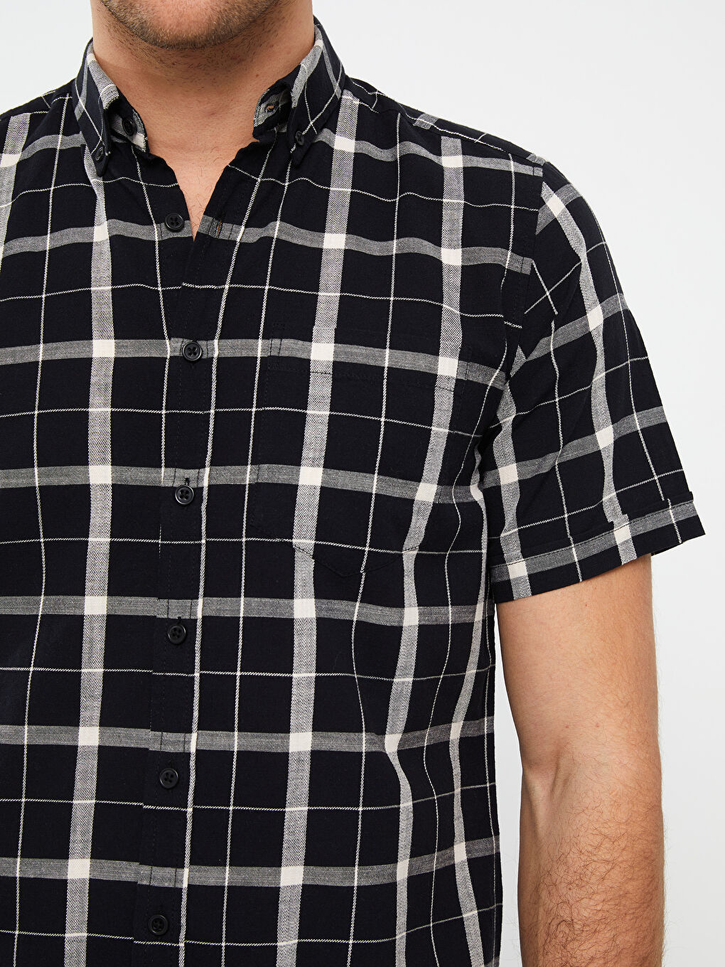 Siyah Regular Fit Kısa Kollu Ekose Poplin Erkek Gömlek-3