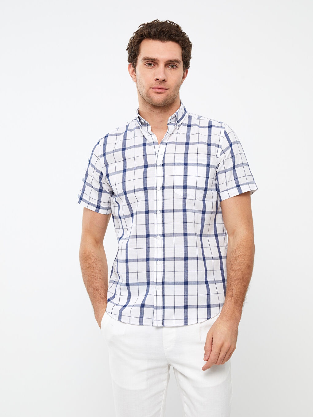 LCWAIKIKI Classic Regular Fit Short Sleeve Plaid Poplin Men's Shirt -S3AQ21Z8-LPT