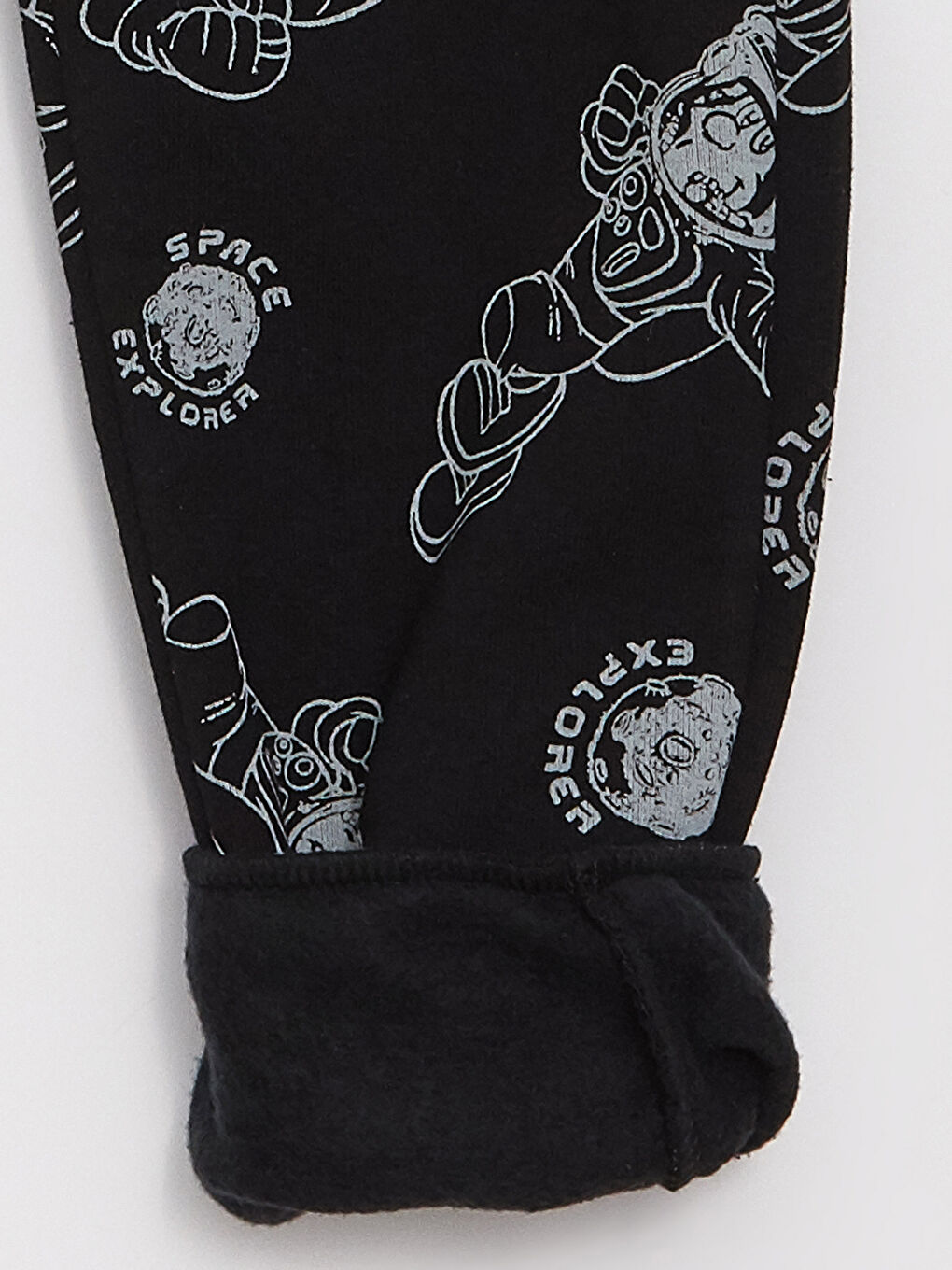 بنطلون رياضي للأولاد بخصر مطاطي وقصة مريحة-2