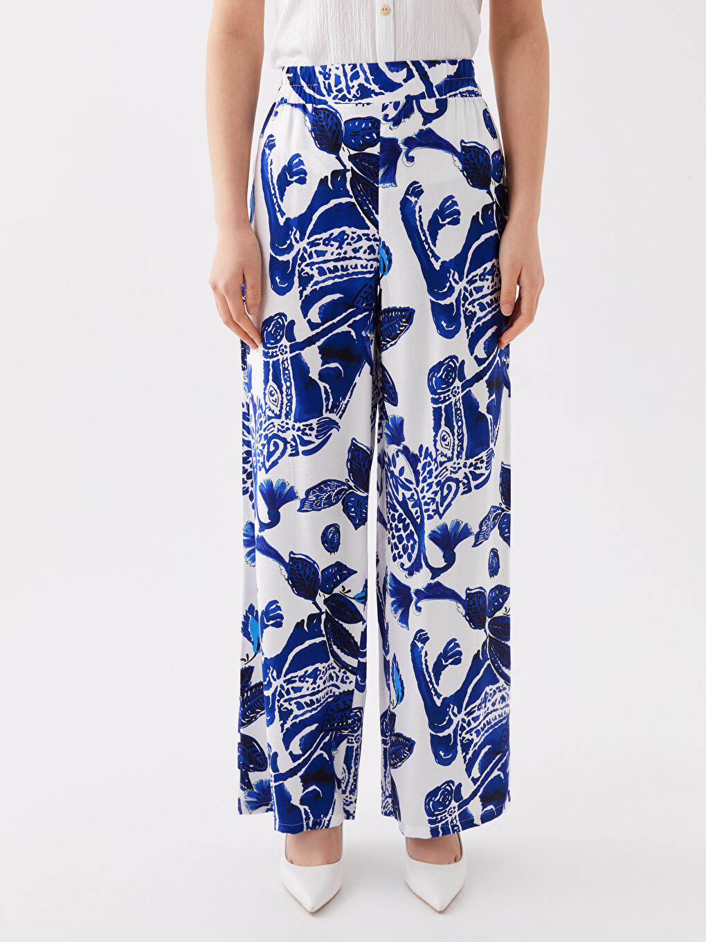 LCWAIKIKI Classic Pantalone sa elastičnim strukom, opuštenog kroja, sa uzorkom za žene -S3AR04Z8-LQQ