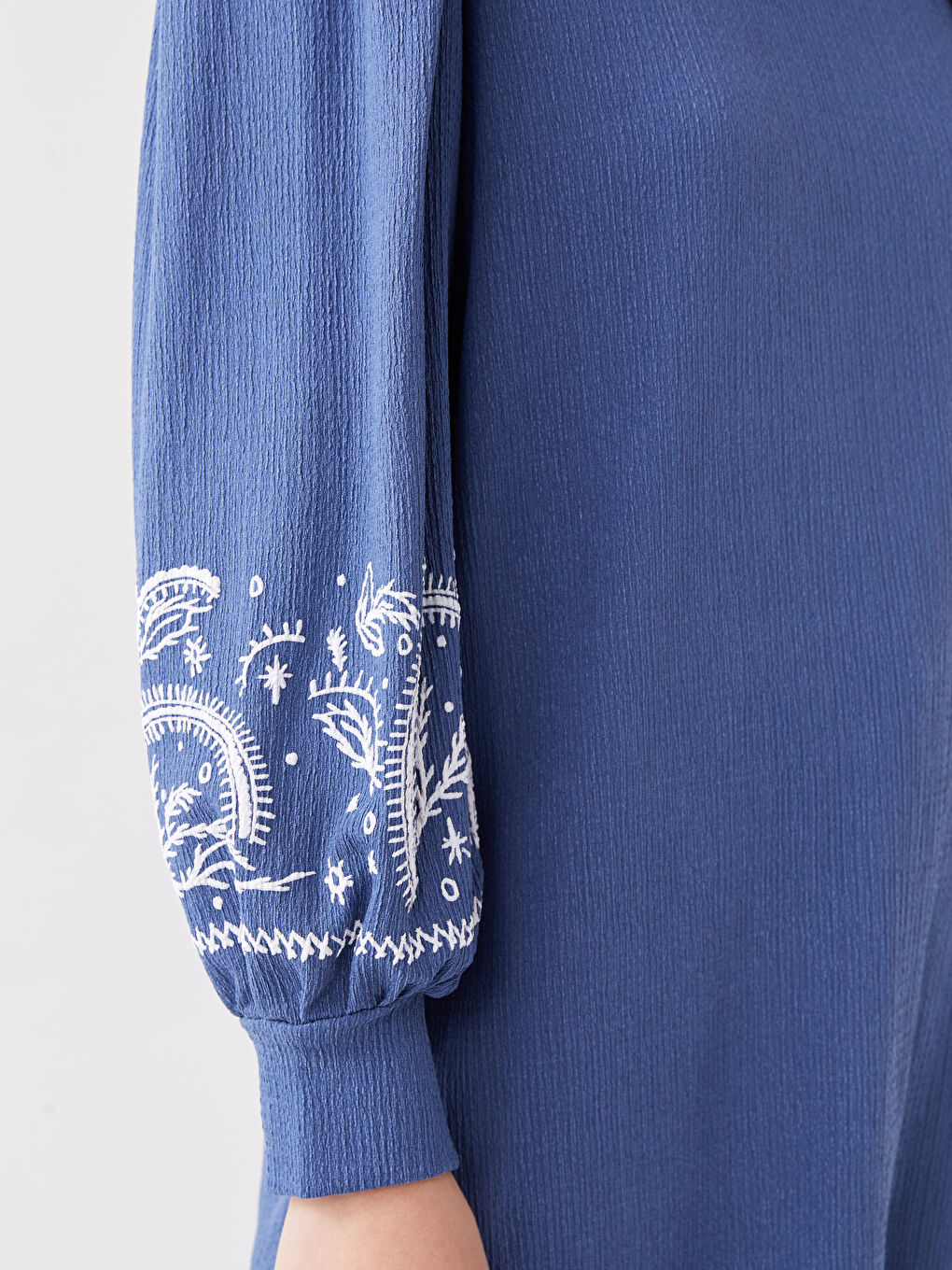 Mavi Bisiklet Yaka Baskılı Uzun Kollu Kadın Tunik-3