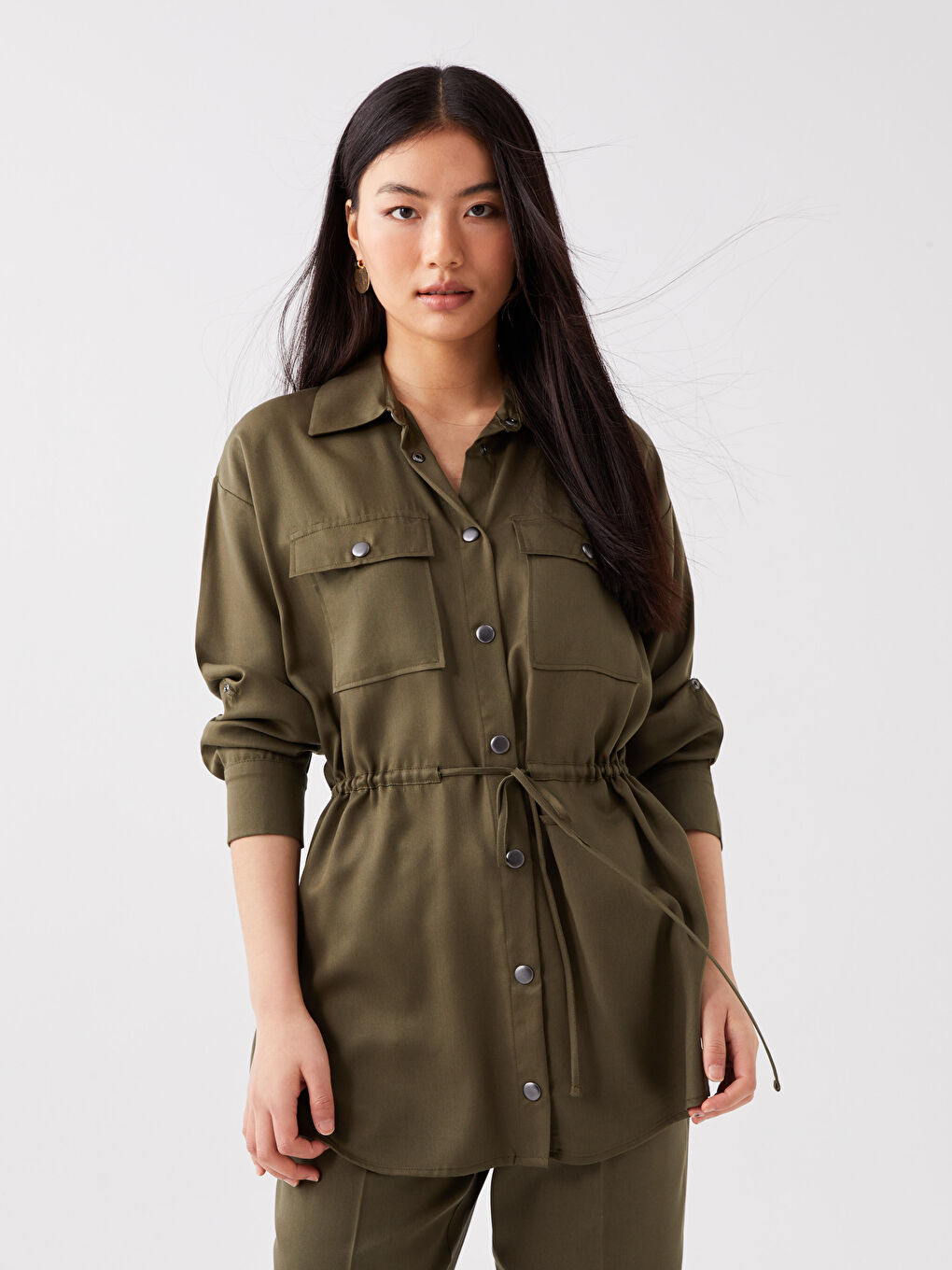 Однотонная рубашка-туника с длинным рукавом оверсайз для женщин-1