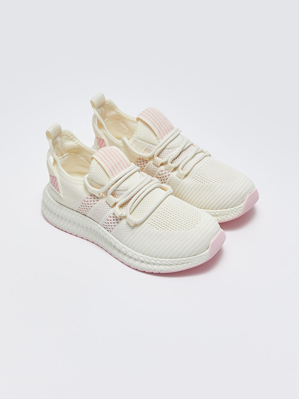Pembe File Detaylı Kadın Spor Ayakkabı