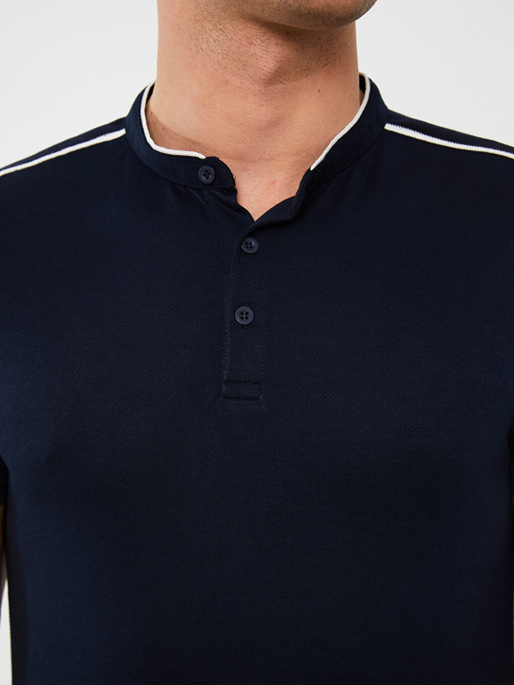 تيشيرت بيكيه بياقة مندرين للرجال-3