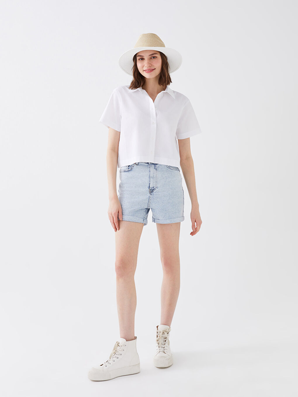 قبعة فيدورا من القش بتفاصيل بايبينج للسيدات-1