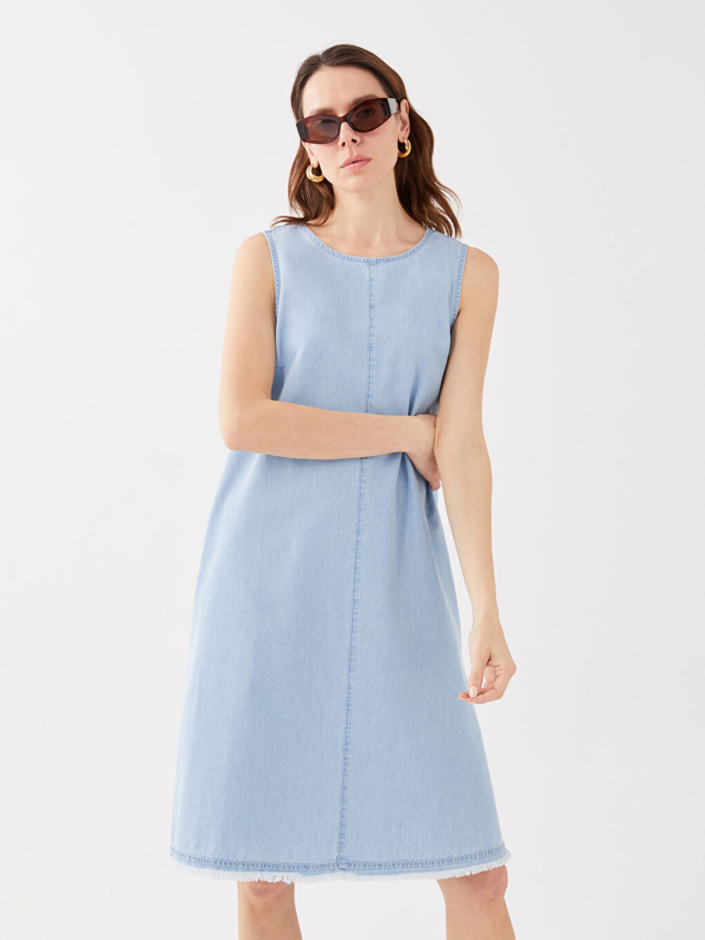 LCWAIKIKI Classic Robe en Jean Droite à Col Rond pour Femmes -S3AU28Z8-315