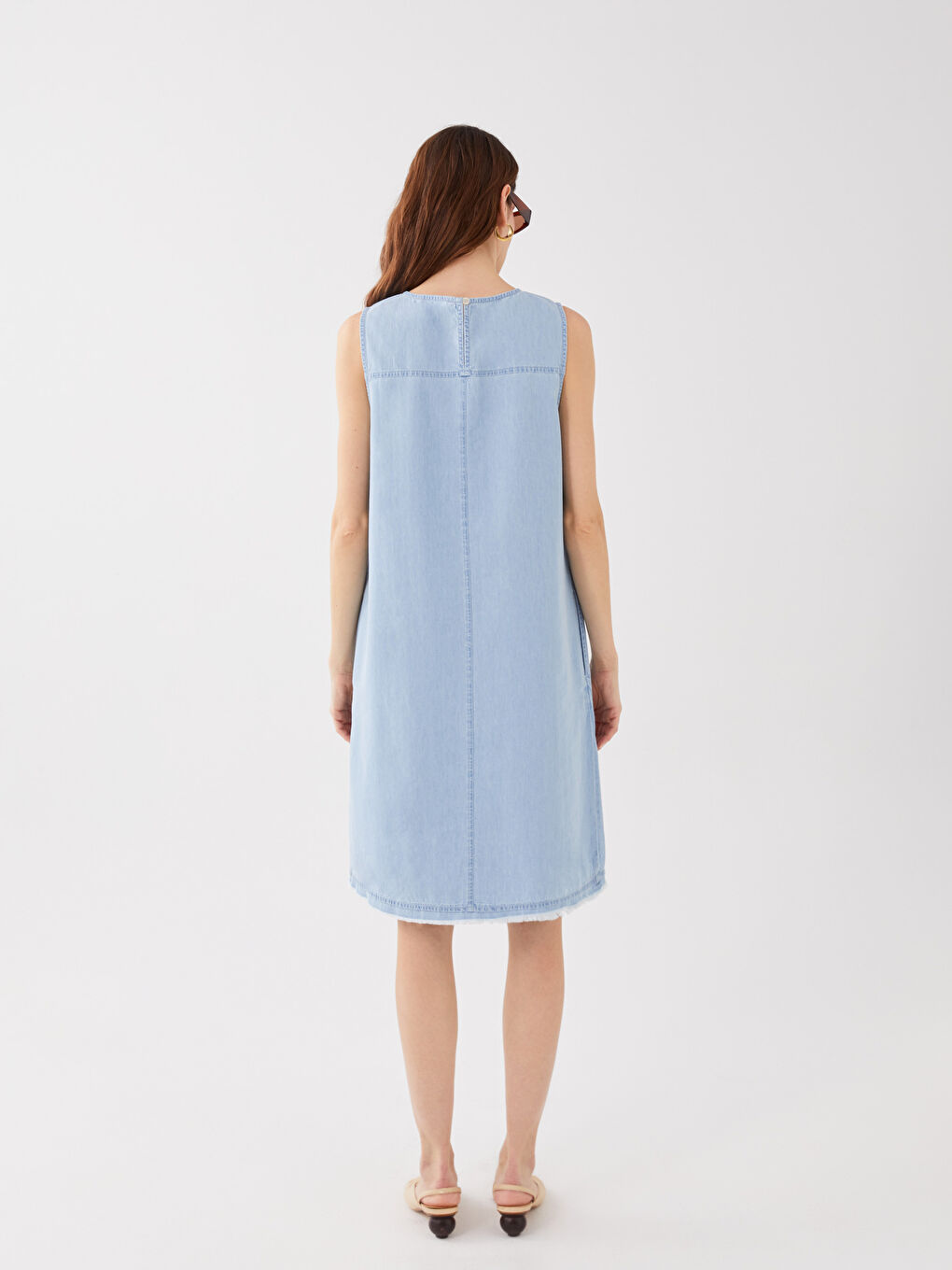 LCWAIKIKI Classic Robe en Jean Droite à Col Rond pour Femmes -S3AU28Z8-315