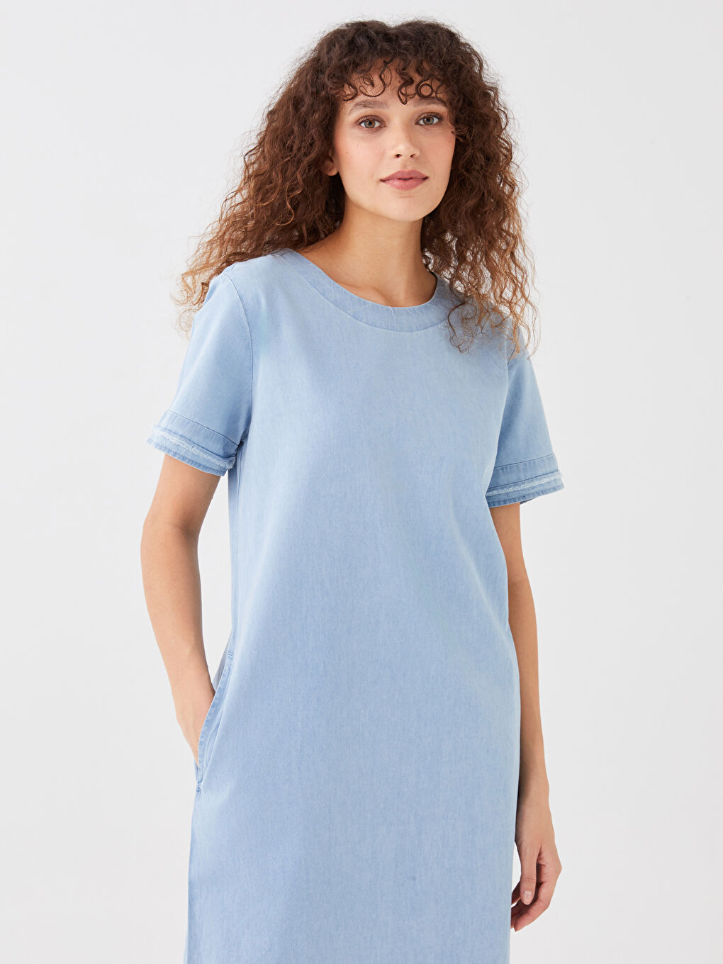 Rochie din Denim Simplă cu Mânecă Scurtă și Guler Rotund pentru Femei-1