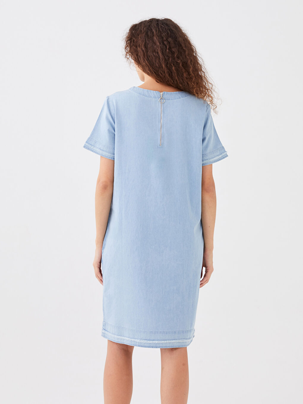 Rochie din Denim Simplă cu Mânecă Scurtă și Guler Rotund pentru Femei-4