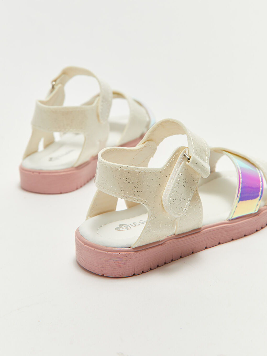 Beyaz Cırt Cırtlı Kız Bebek Sandaleti-4