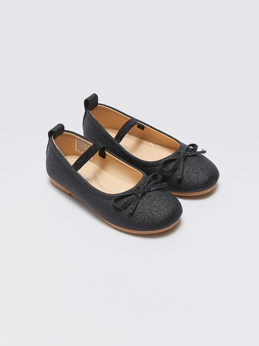 Siyah Simli Fiyonk Detaylı Kız Çocuk Babet