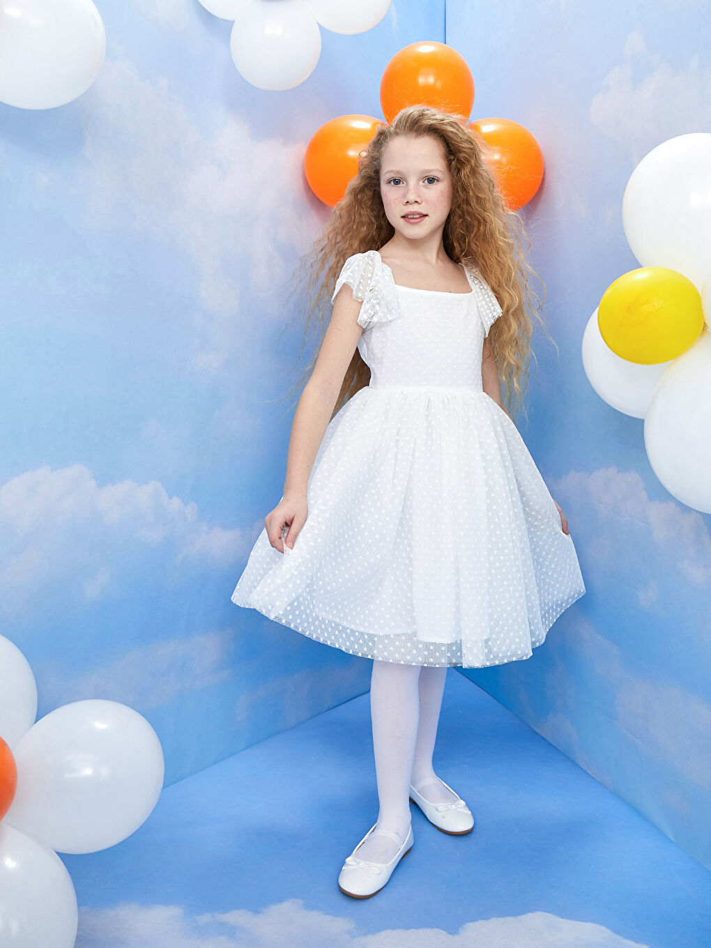 Beyaz 31-36 Numara Deri Görünümlü Kız Çocuk Babet-2