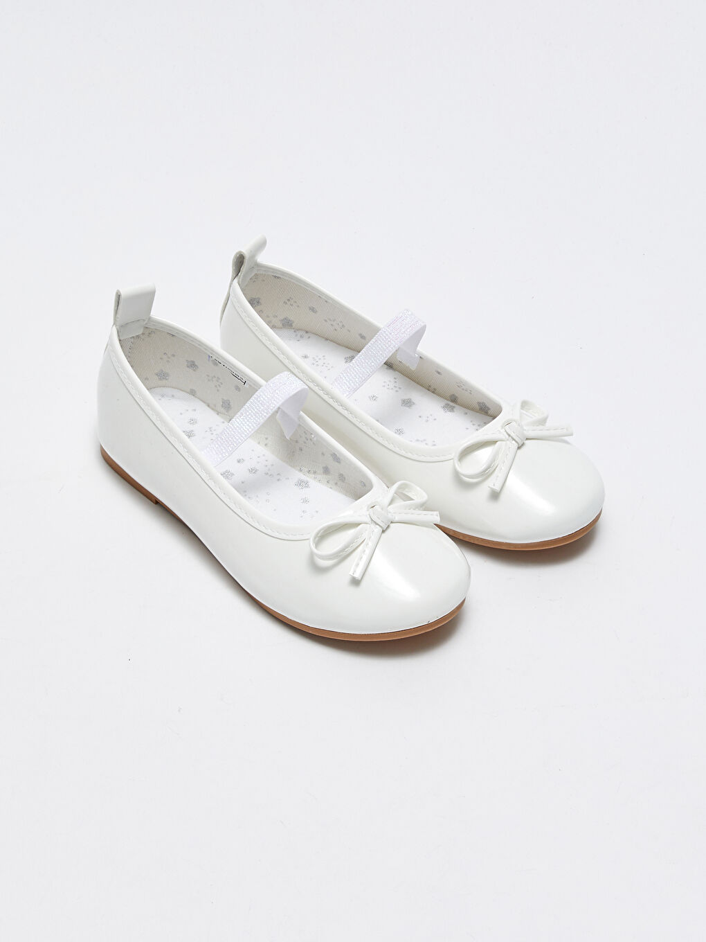 Beyaz 31-36 Numara Deri Görünümlü Kız Çocuk Babet-5