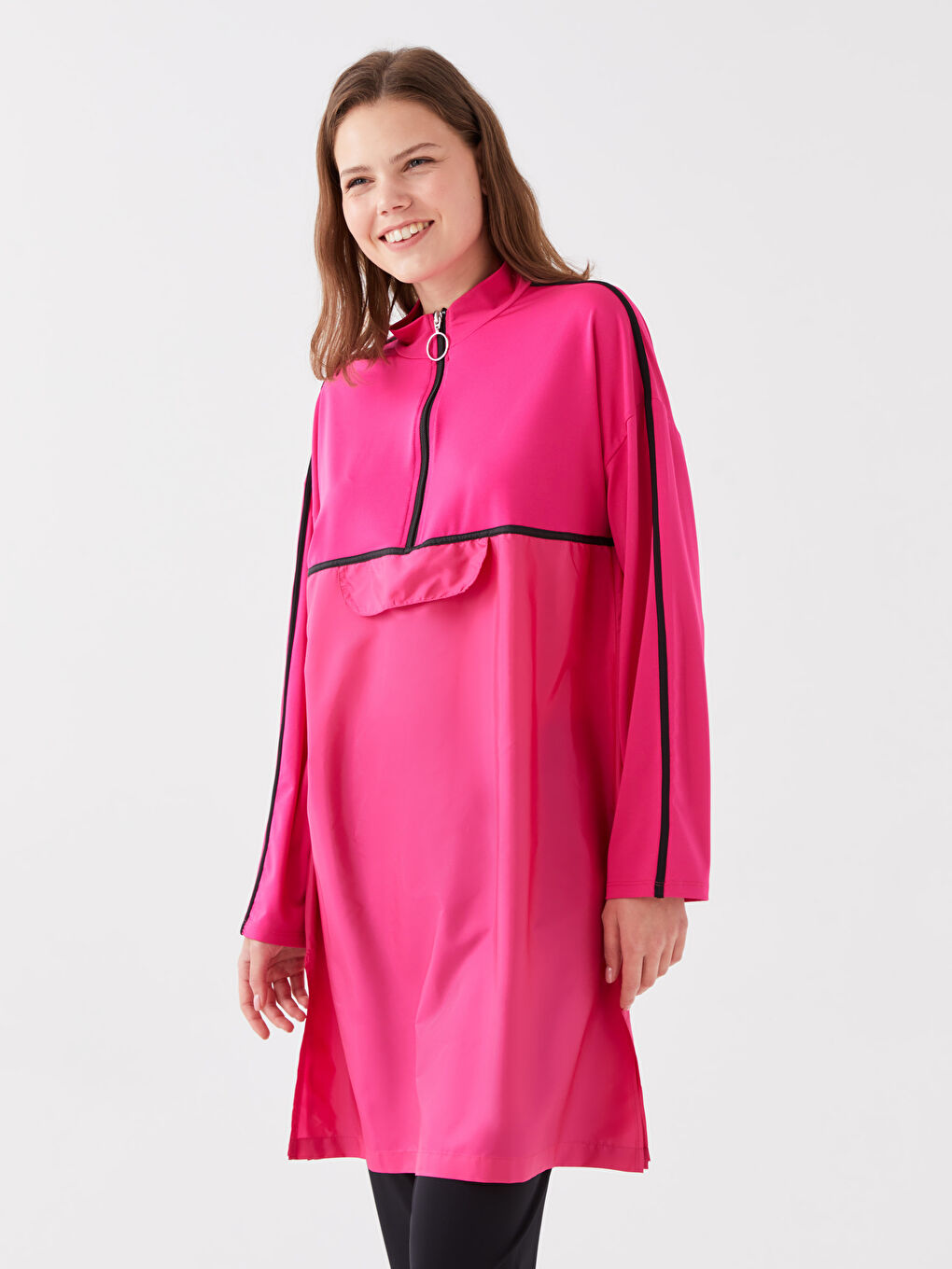 Fuşya Dik Yaka Düz Uzun Kollu Kadın Tesettür Mayo Üst-1