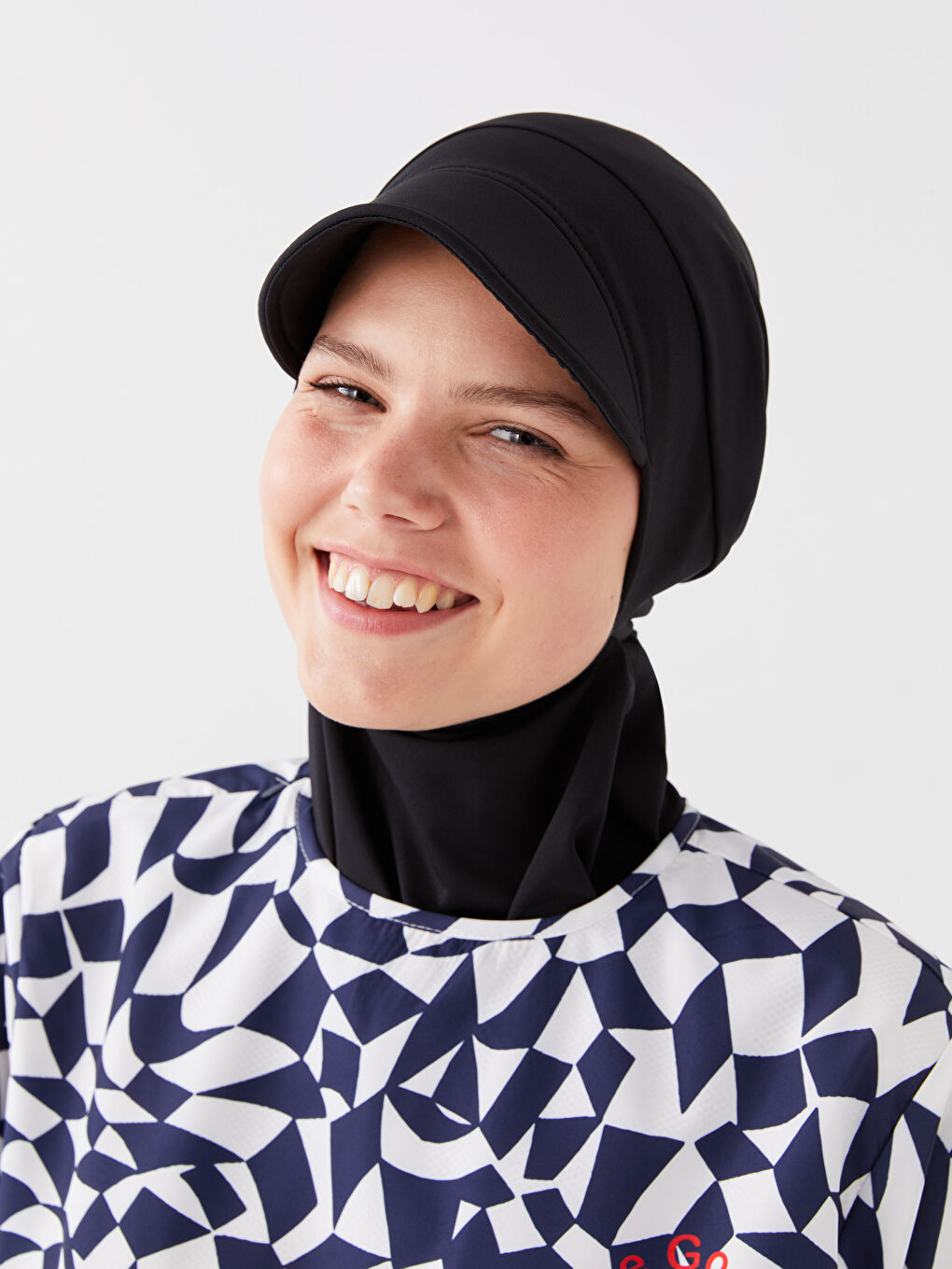 قبعة سباحة محجبة أسود امرأة -S3AV88Z8-CVL