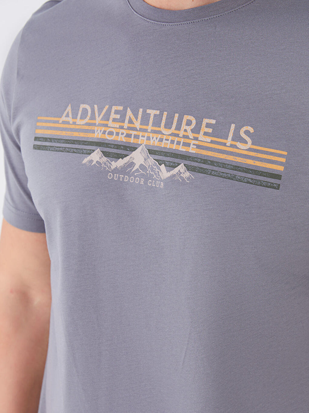 Gri Bisiklet Yaka Kısa Kollu Baskılı Penye Erkek Tişört-3