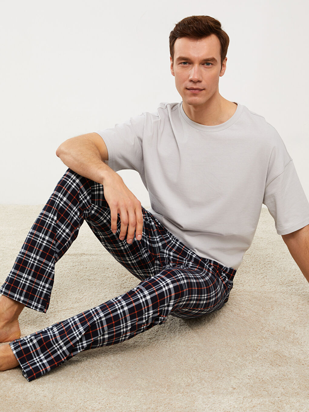 LC WAIKIKI Lacivert Standart Kalıp Ekose Erkek Pijama Alt