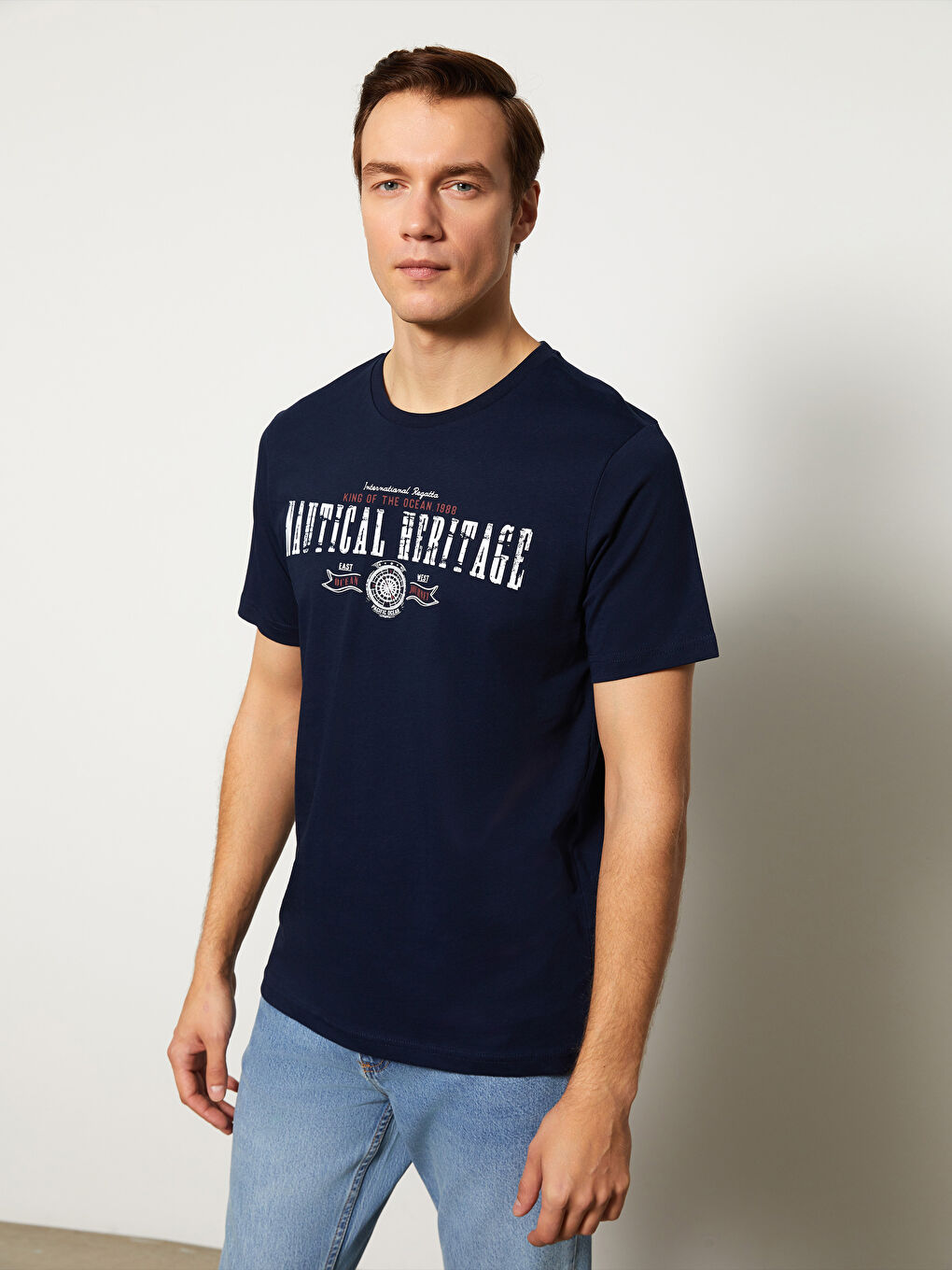 Lacivert Bisiklet Yaka Kısa Kollu Baskılı Erkek Tişört-1