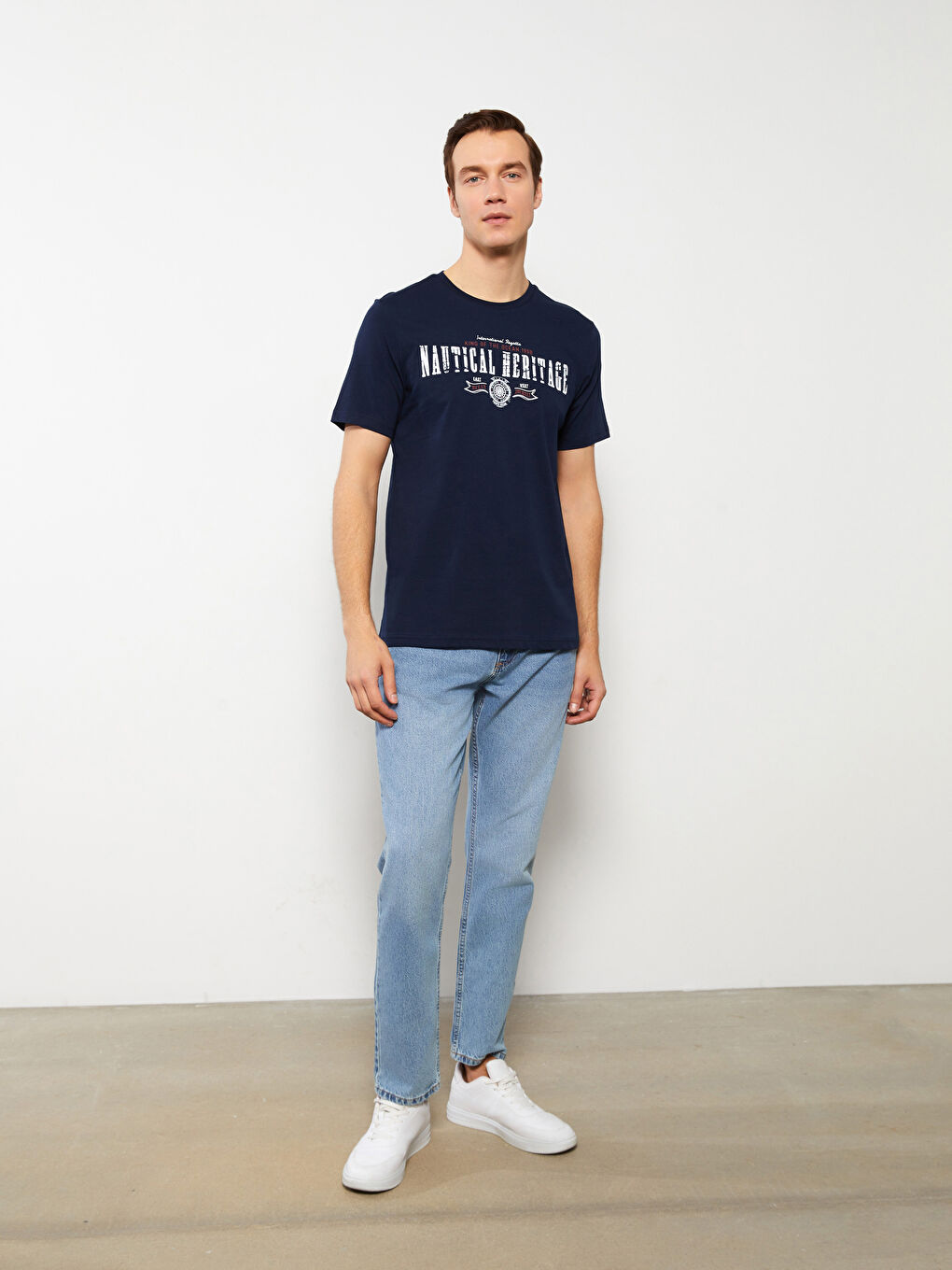 Lacivert Bisiklet Yaka Kısa Kollu Baskılı Erkek Tişört-2