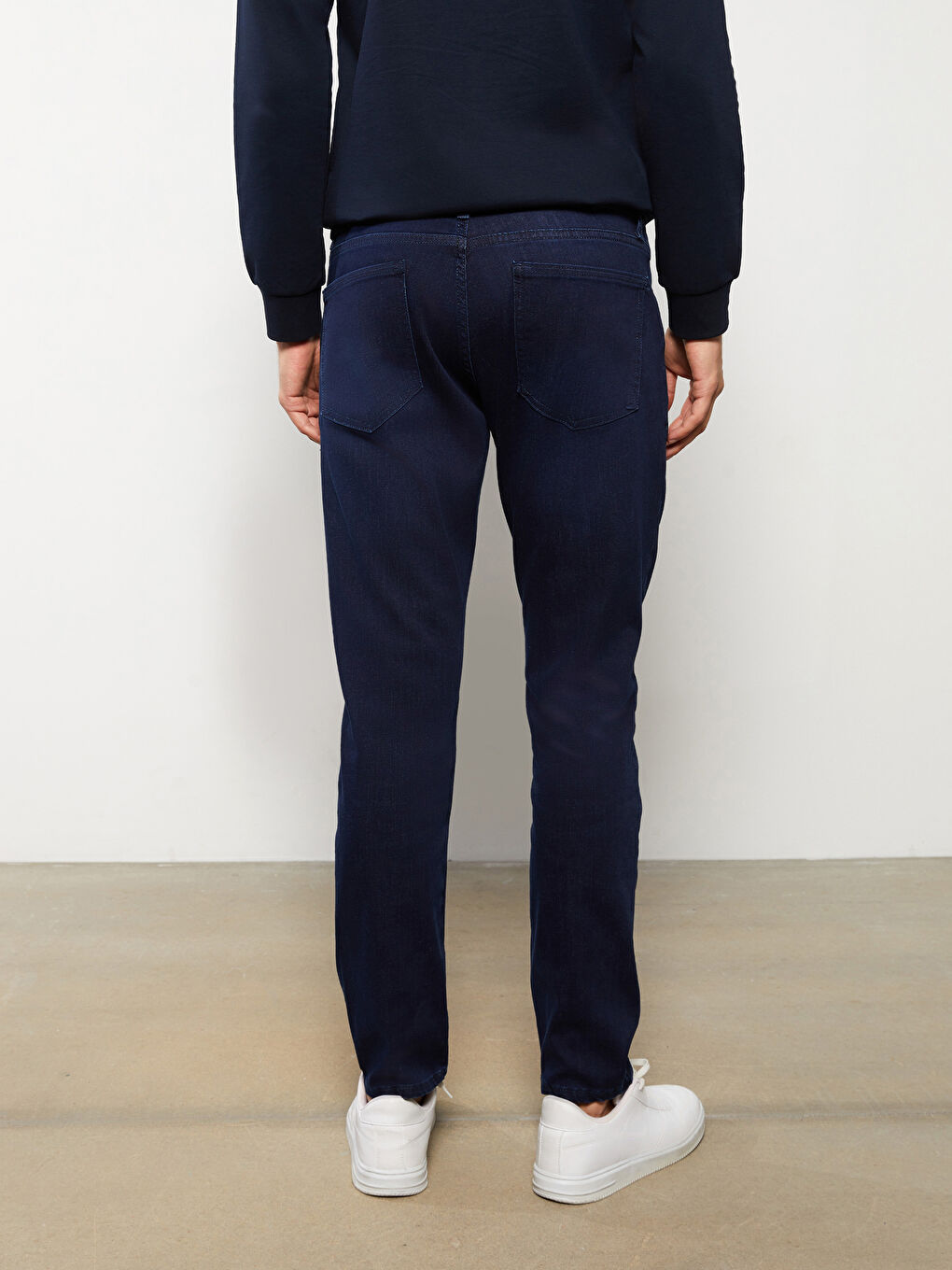 جينز بقصة رفيعة للرجال-4