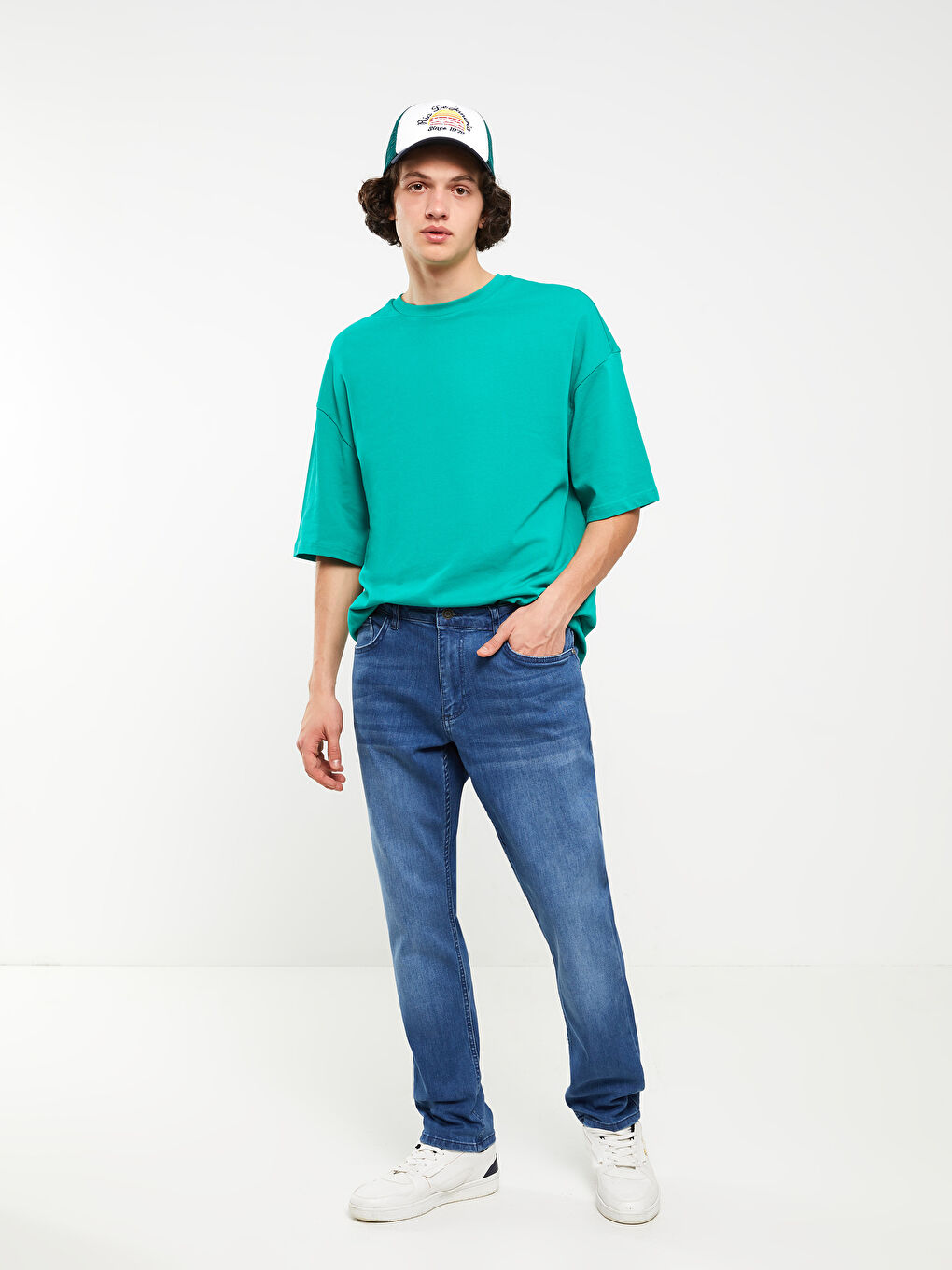 جينز بقصة رفيعة للرجال-1