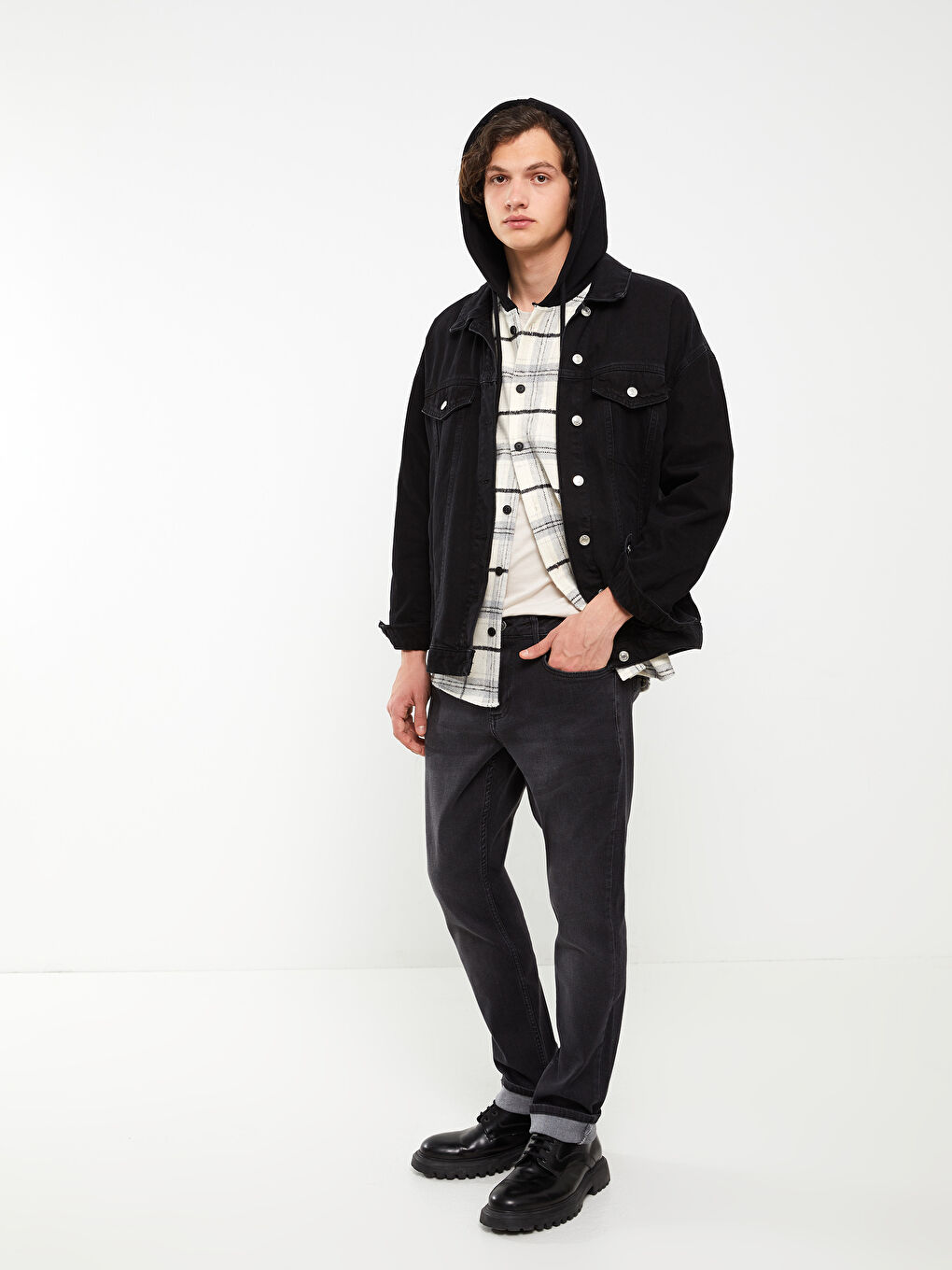 جينز بقصة رفيعة للرجال-1