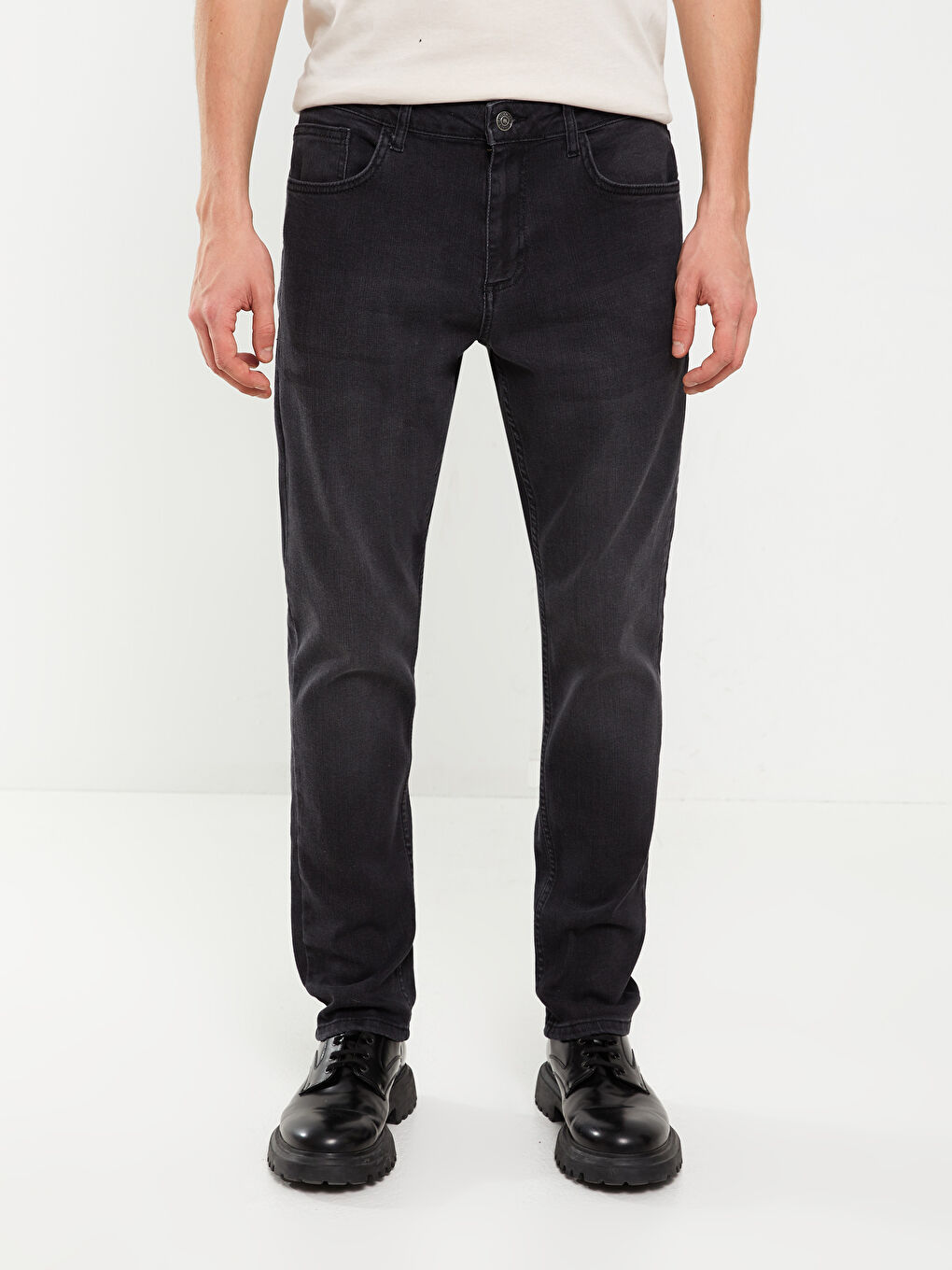 جينز بقصة رفيعة للرجال-2