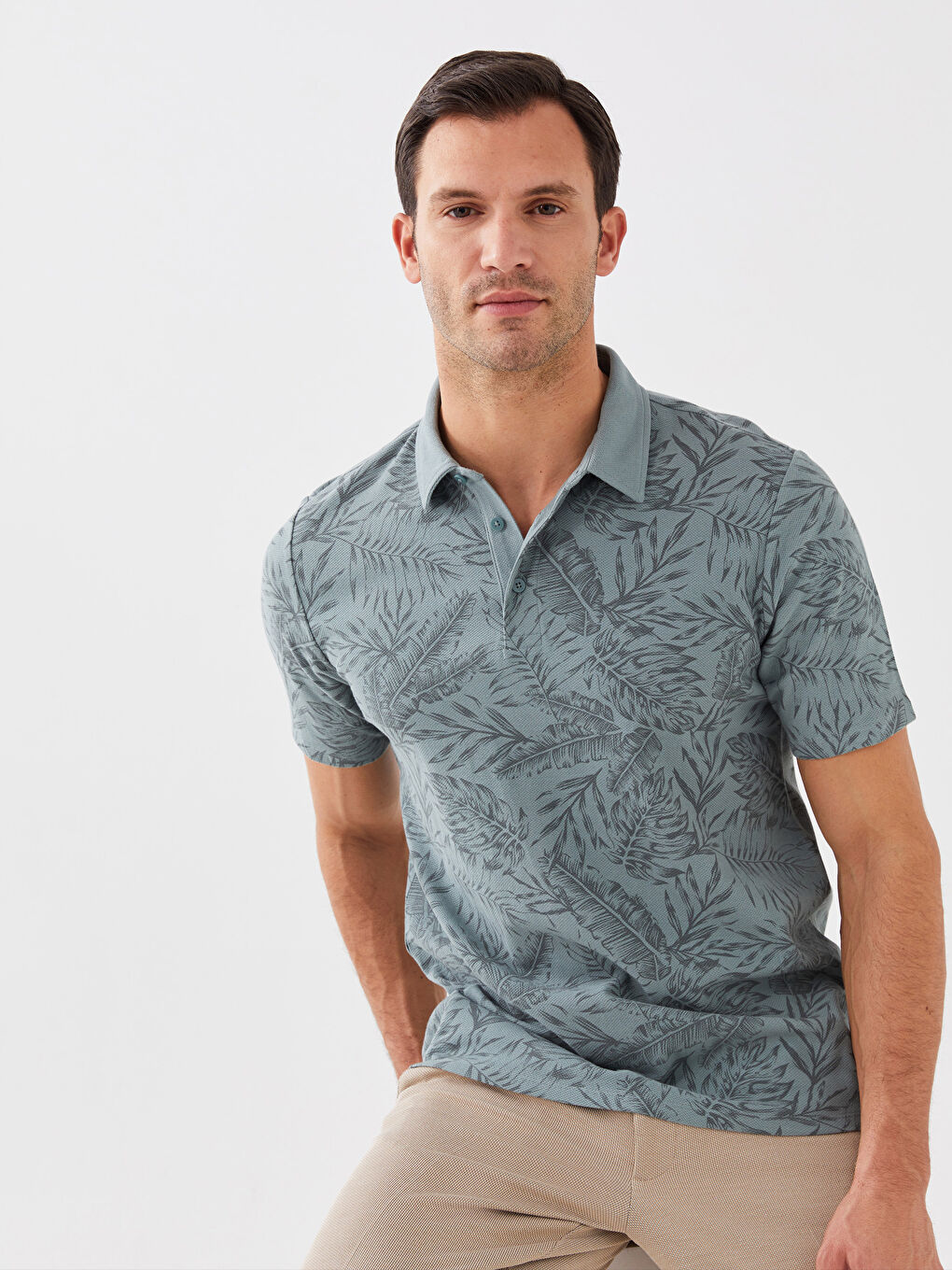 Yeşil Polo Yaka Kısa Kollu Desenli Erkek Tişört-1