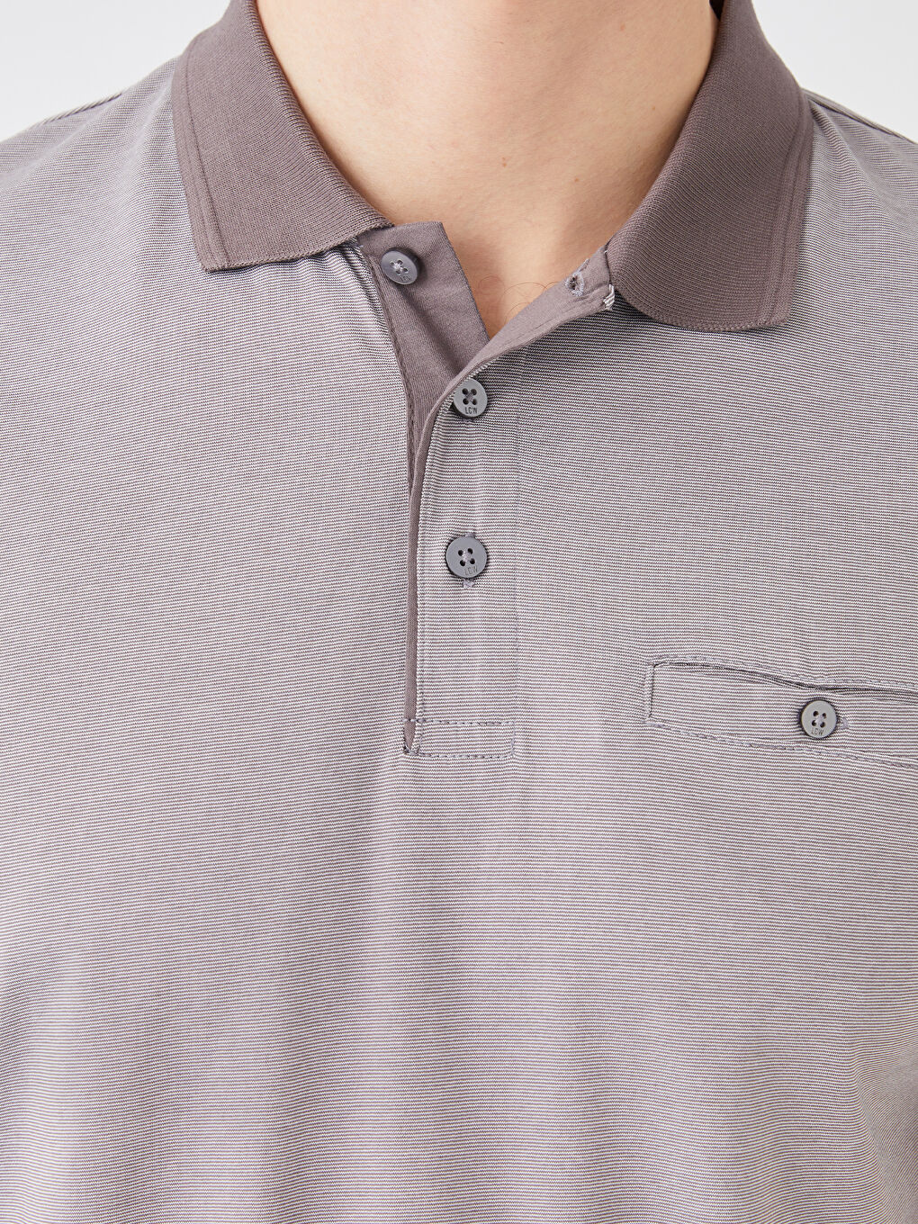 تي شيرت مخطط كم قصير ياقة بولو مُعالج بالميرسرايز للرجال-3