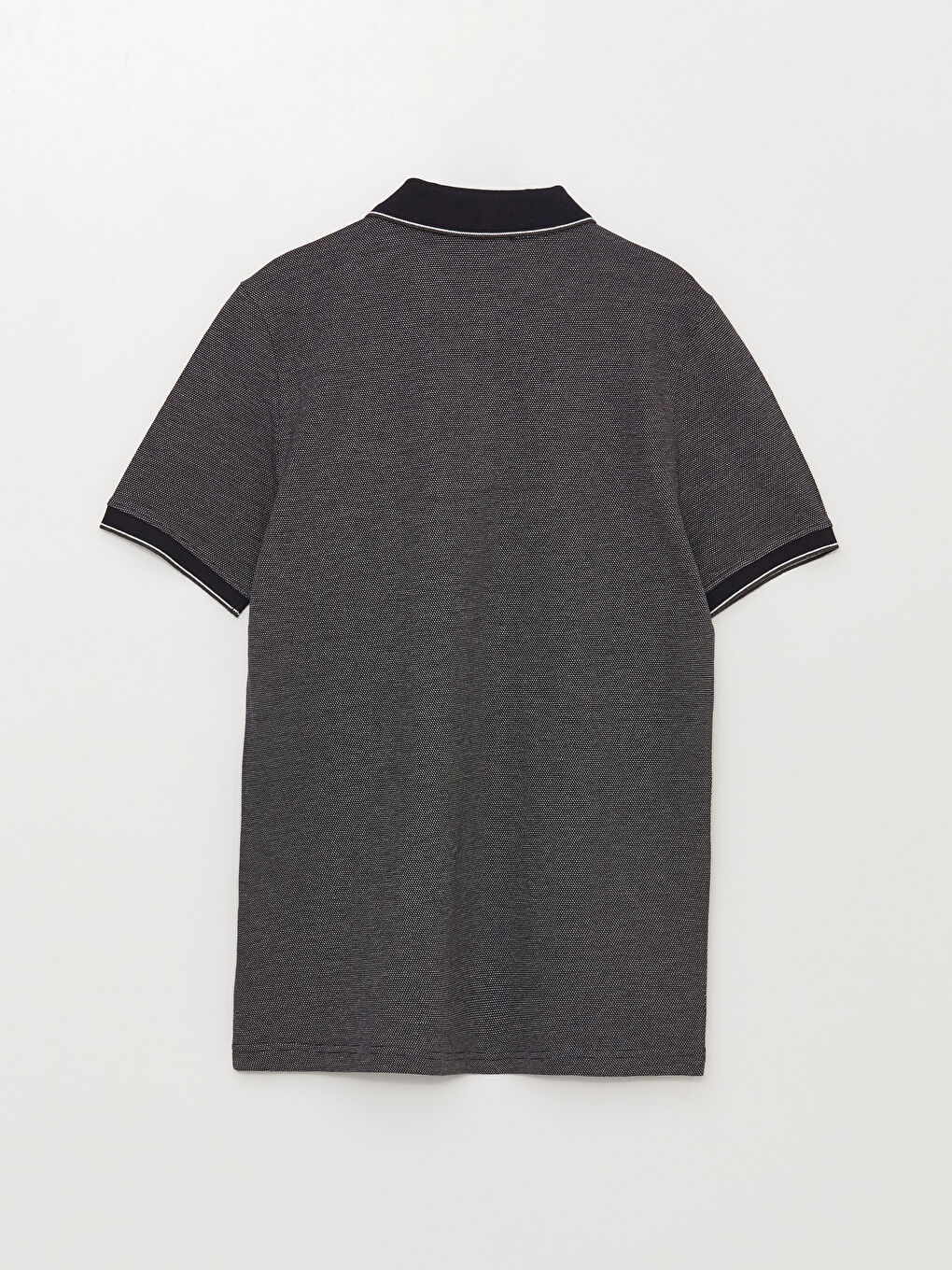 تي شيرت رجالي بياقة بولو وكم قصير منقوش-6