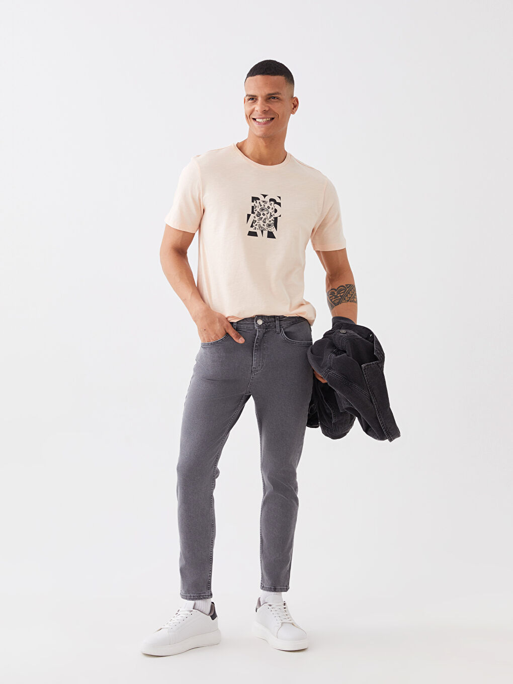 ٧٣٠ جينز كاروت فيت