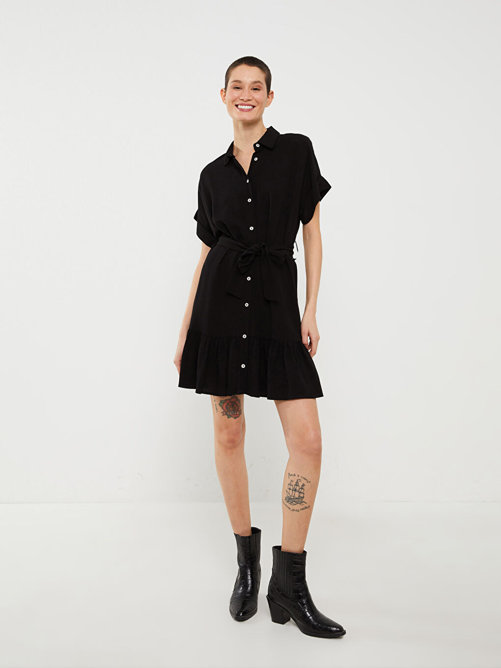 Однотонное платье-рубашка с коротким рукавом для женщин