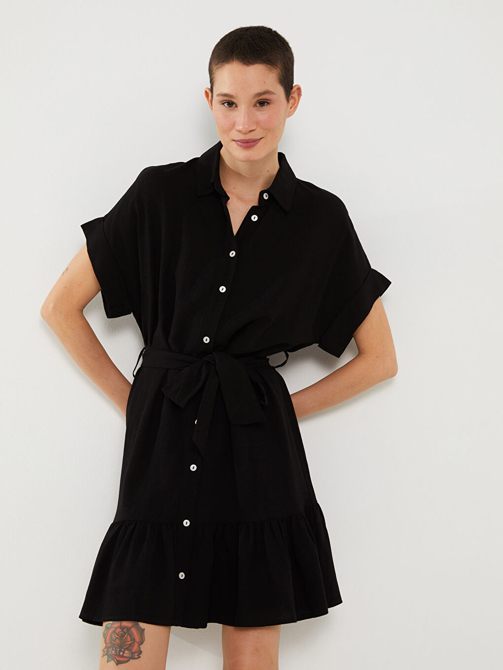 Однотонное платье-рубашка с коротким рукавом для женщин-2