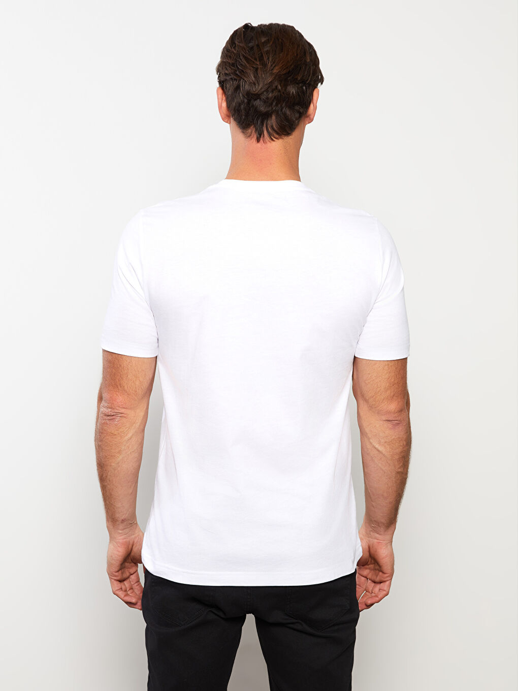 Beyaz Bisiklet Yaka Kısa Kollu Erkek Tişört-4