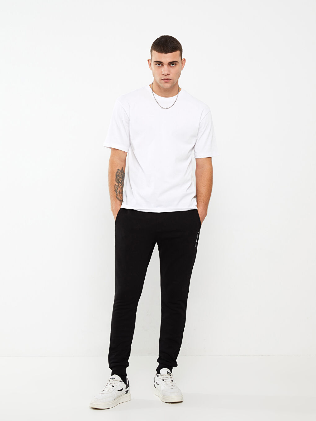 Siyah Slim Fit Erkek Kalın Jogger Eşofman Altı-1