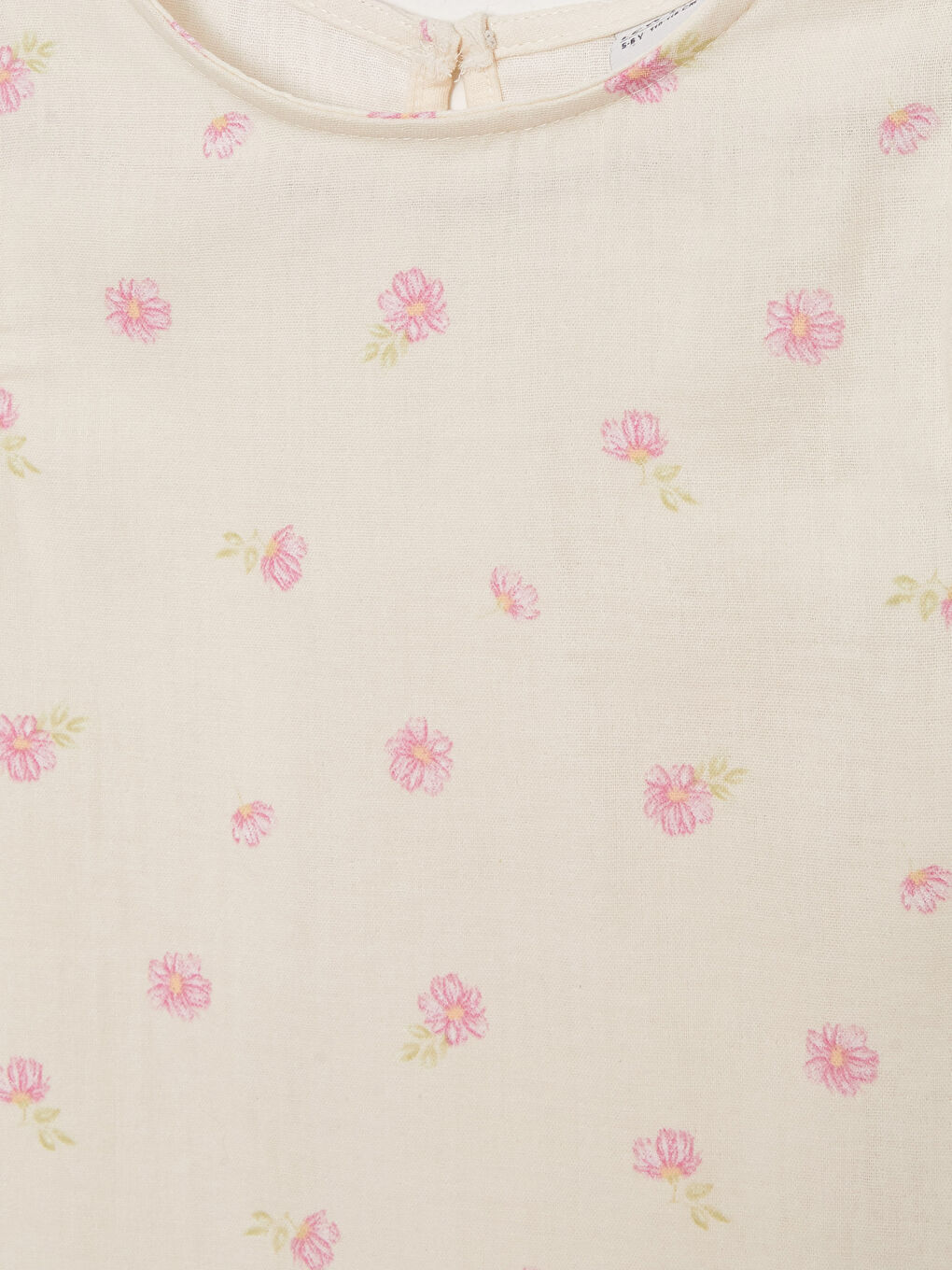 بلوزة بناتي بياقة دائرية ومزخرفة-2