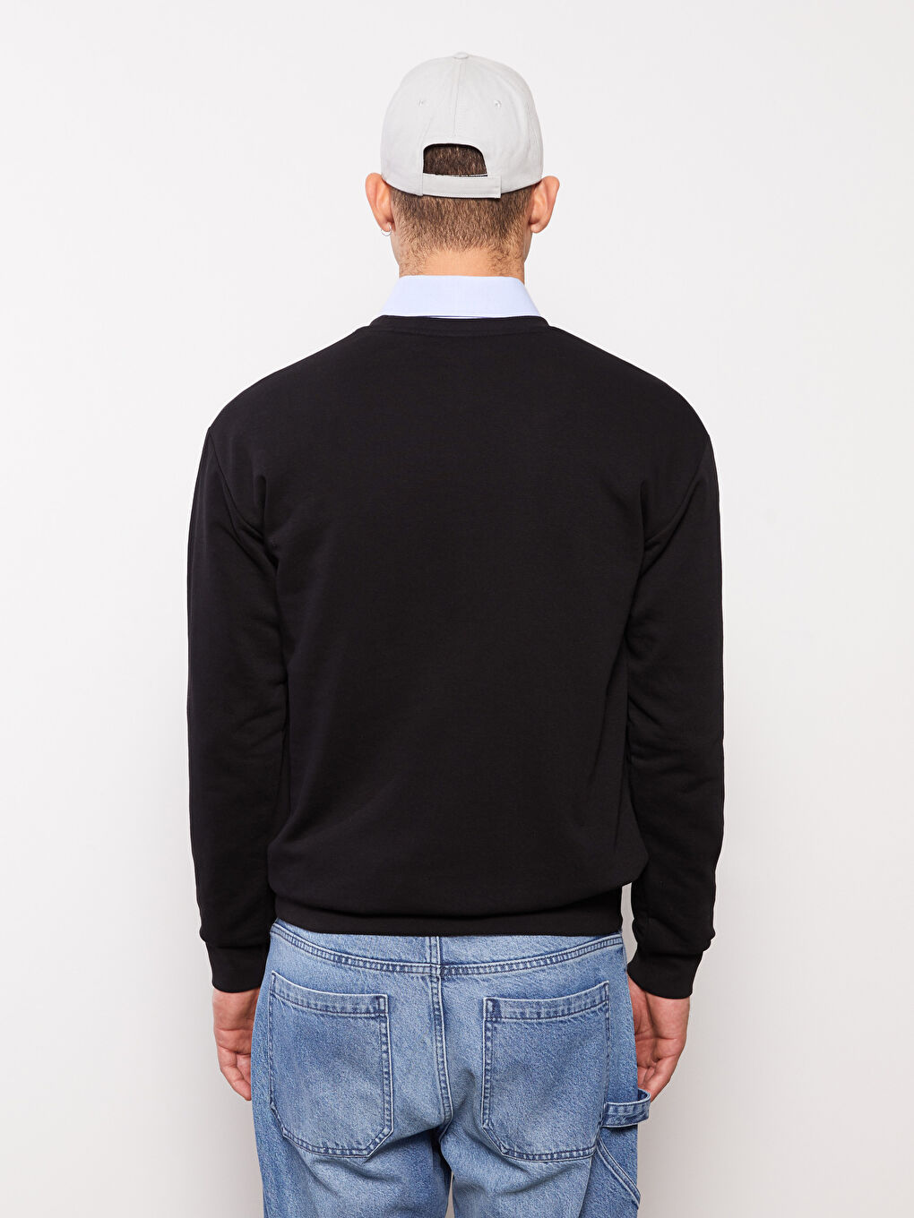 سويت شيرت كم طويل مطبوع بياقة دائرية للرجال-4