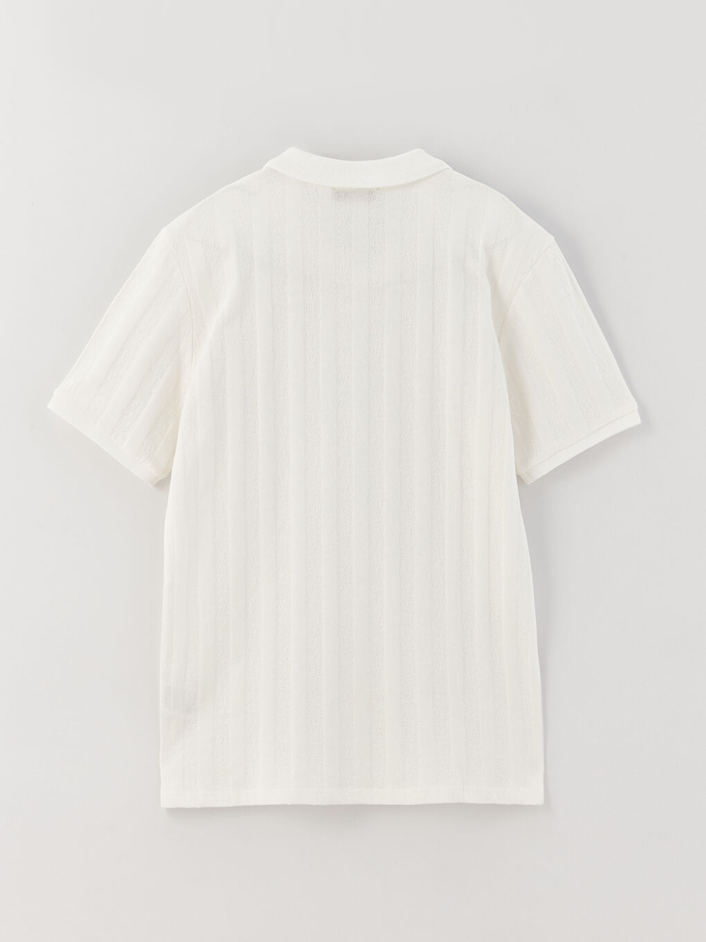 T-shirt à manches courtes col en resort pour hommes-1