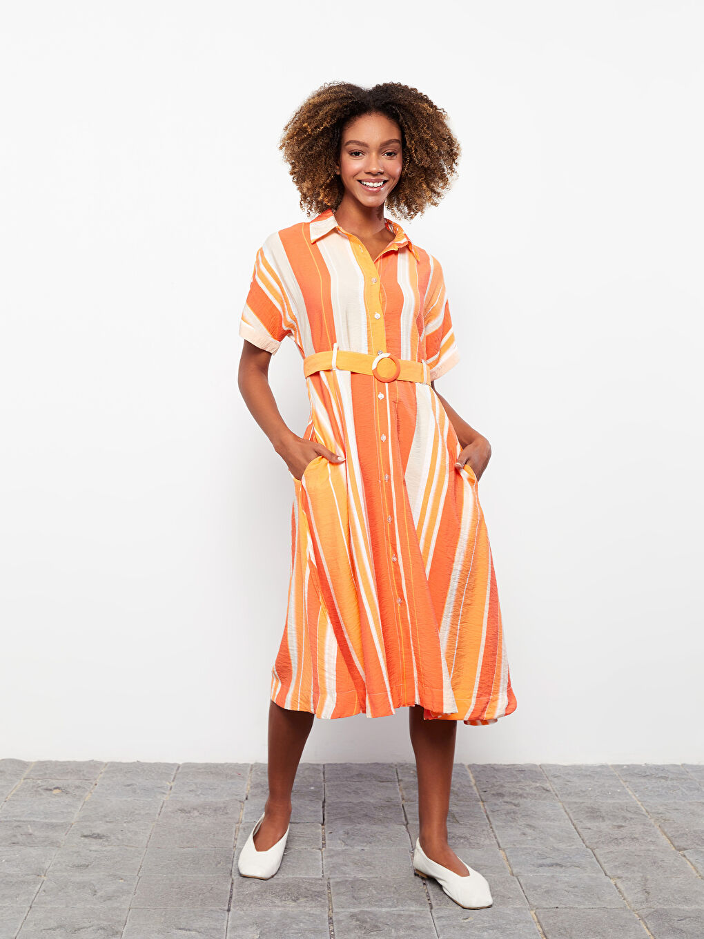 فستان ياقة بلي كول بلوك ديال الألوان كم قصير نساء