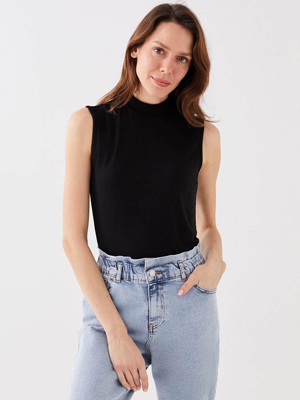 Siyah Kadın Dik Yaka Düz Atlet