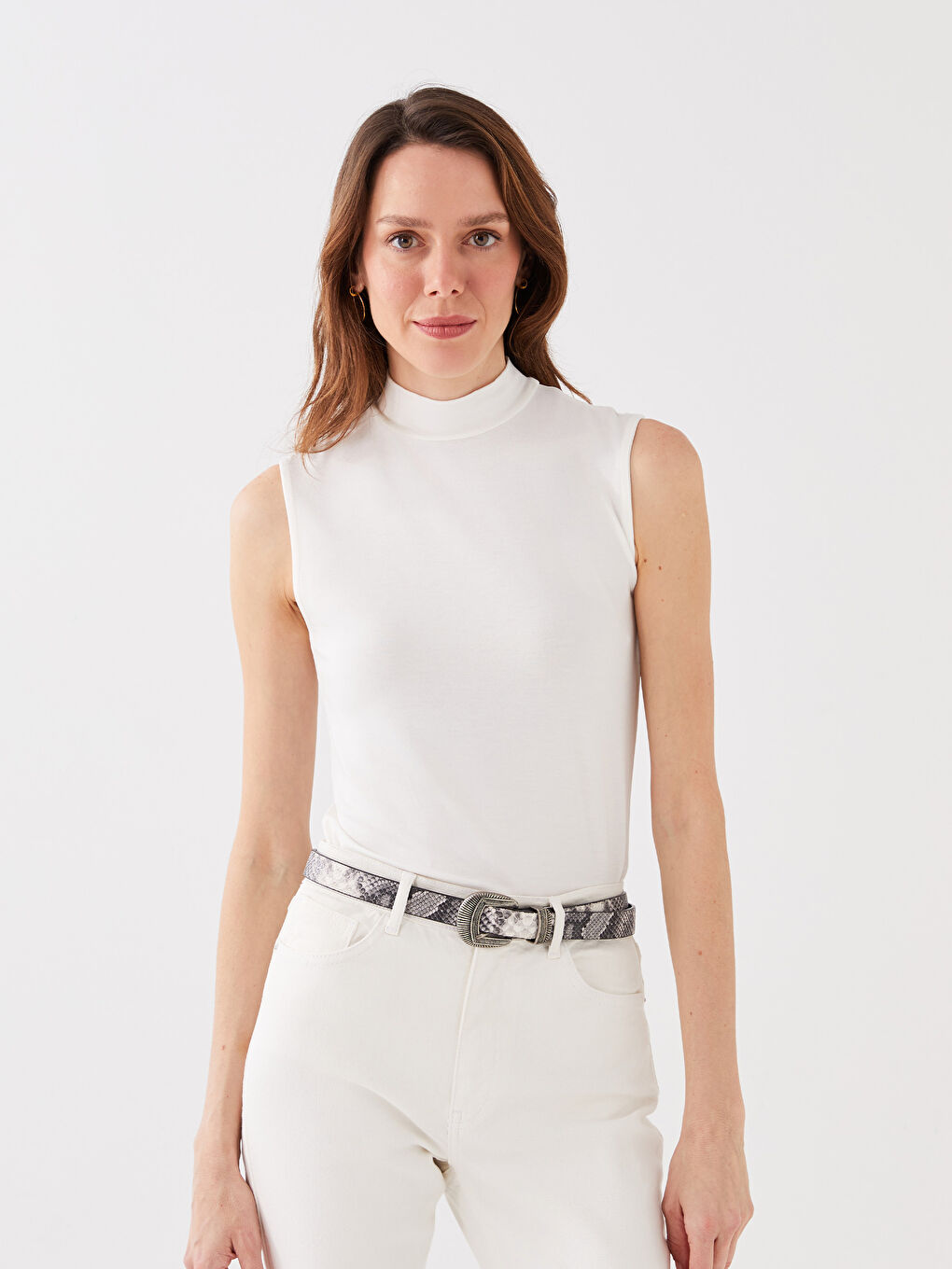 Ekru Kadın Dik Yaka Düz Atlet