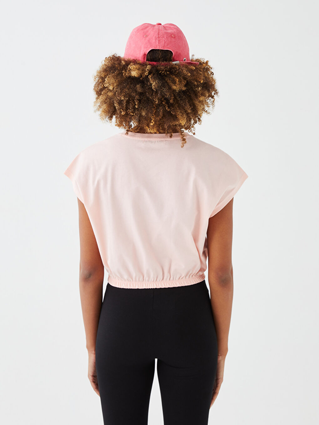 Pembe Bisiklet Yaka Düz Kısa Kollu Kadın Tişört-4