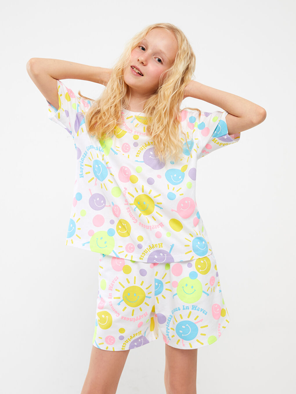 شورت للبنات بطبعة وخصر مطاطي-1