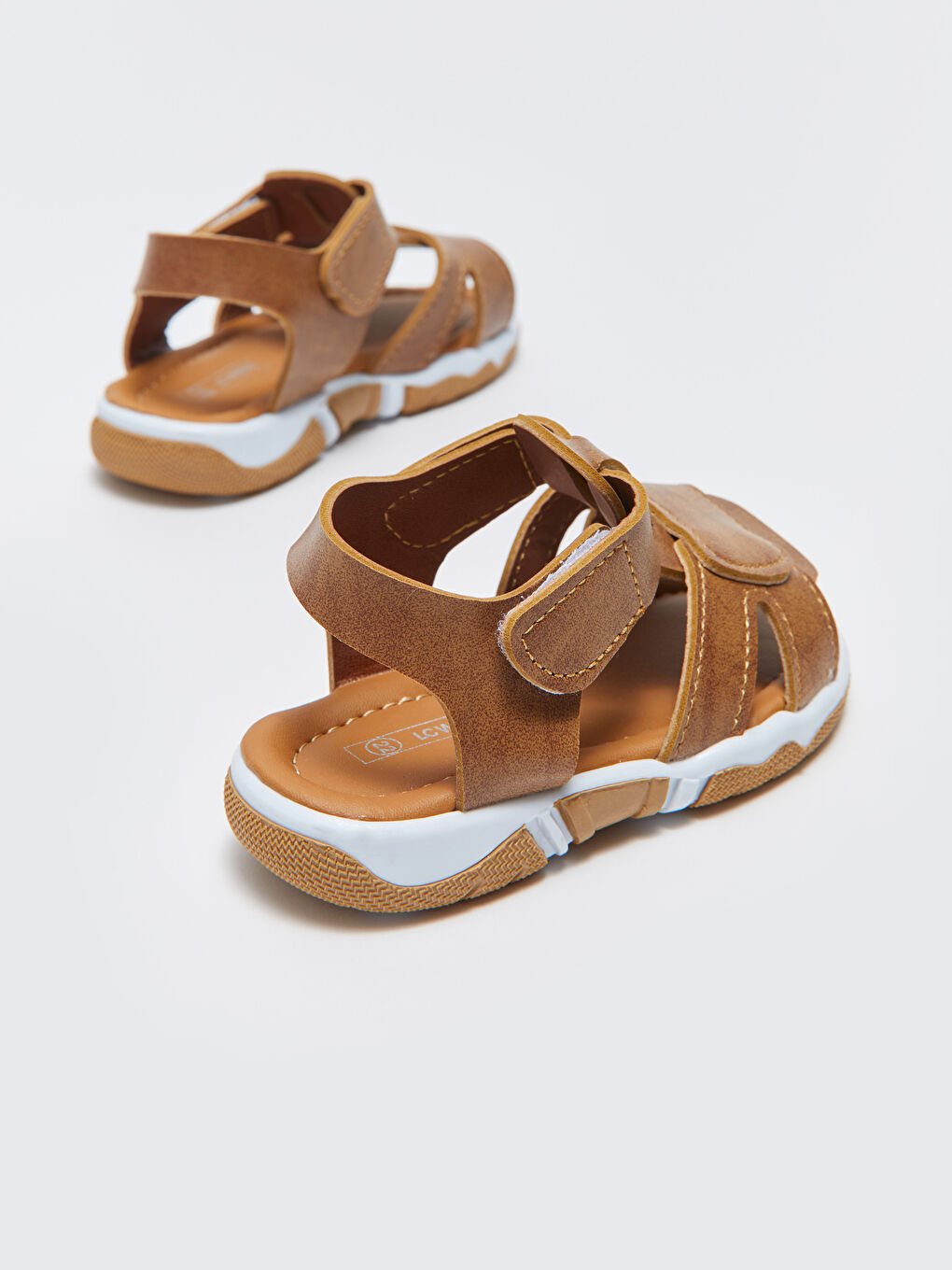 Kahverengi Deri Görünümlü Cırt Cırtlı Erkek Bebek Sandalet.-4