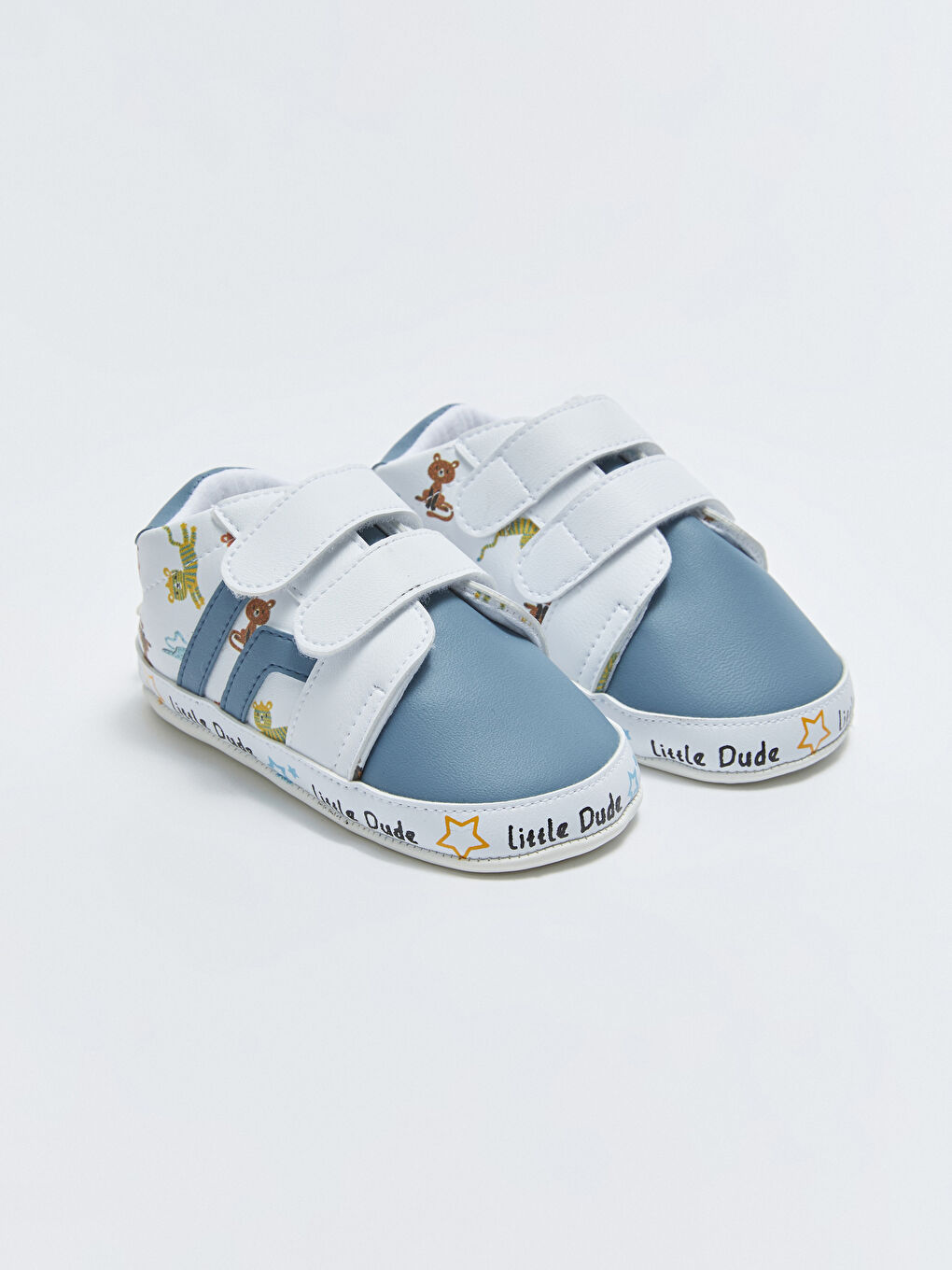 Beyaz Baskılı Cırt Cırtlı Erkek Bebek Yürüme Öncesi Ayakkabısı