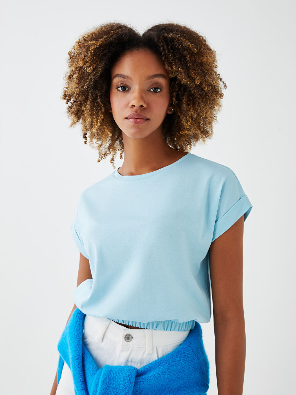 Mavi Bisiklet Yaka Düz Kısa Kollu Kadın Tişört