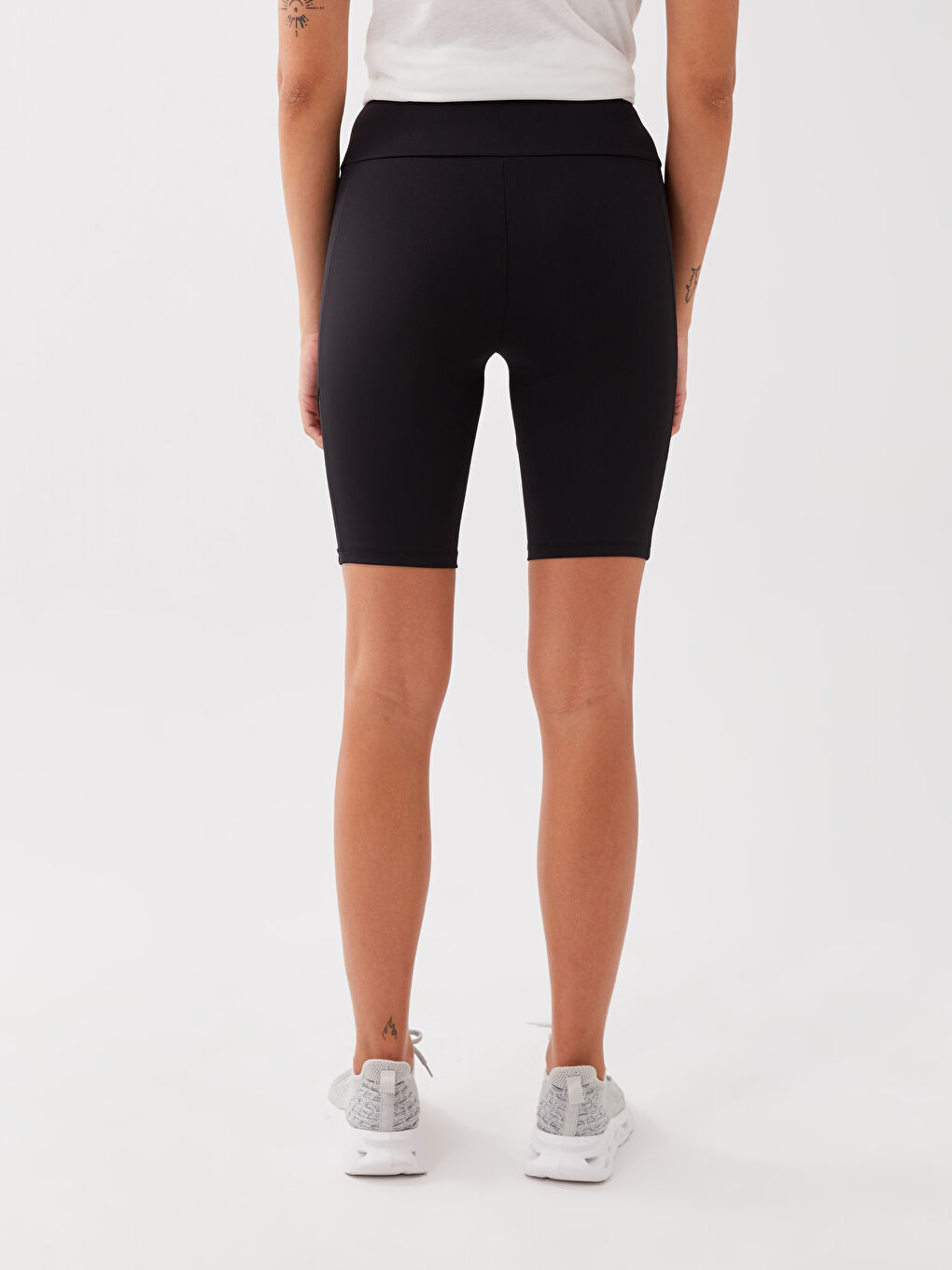 شورت رياضي ليجن سادة بخصر مرن للسيدات-4